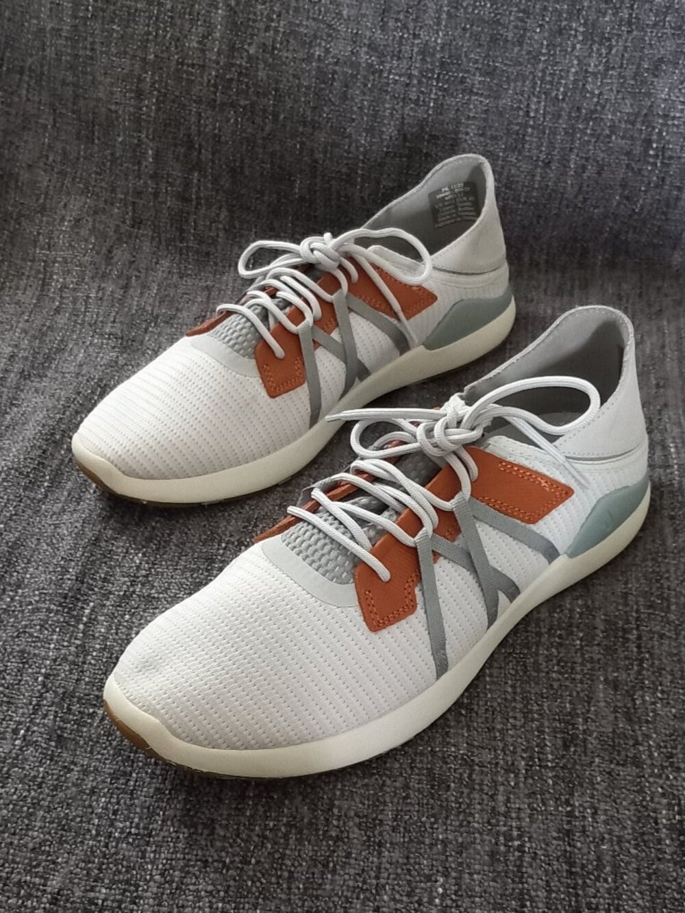 OLUKAI Mio Li Slip on sneakers in Mist grey/Poi